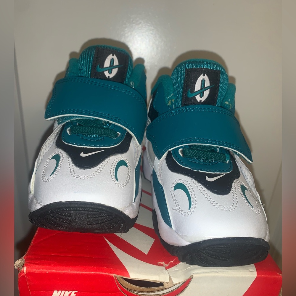 Kids Teal and White Nike Sneakers
